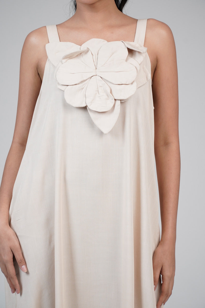 Aubrielle | Soft Bloom Dress