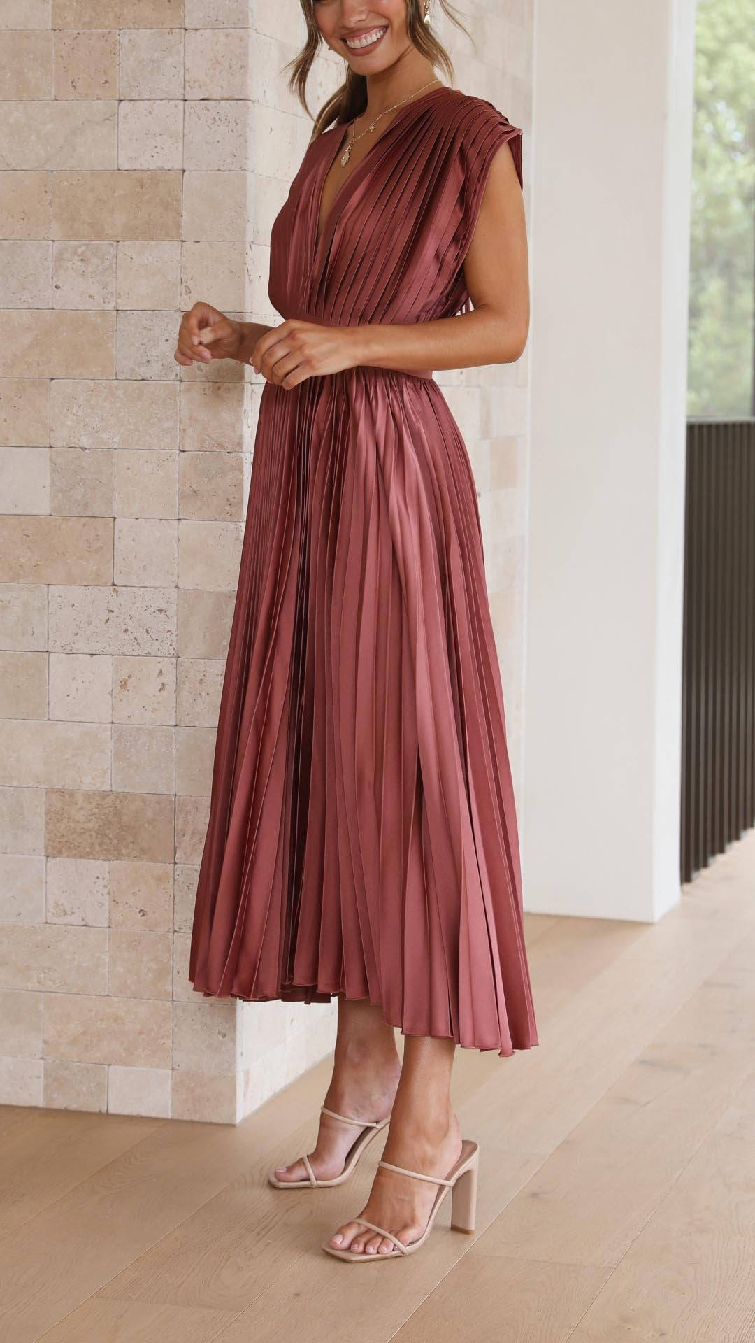 Eloria | Deep V-Neck Pleated Midi Dress