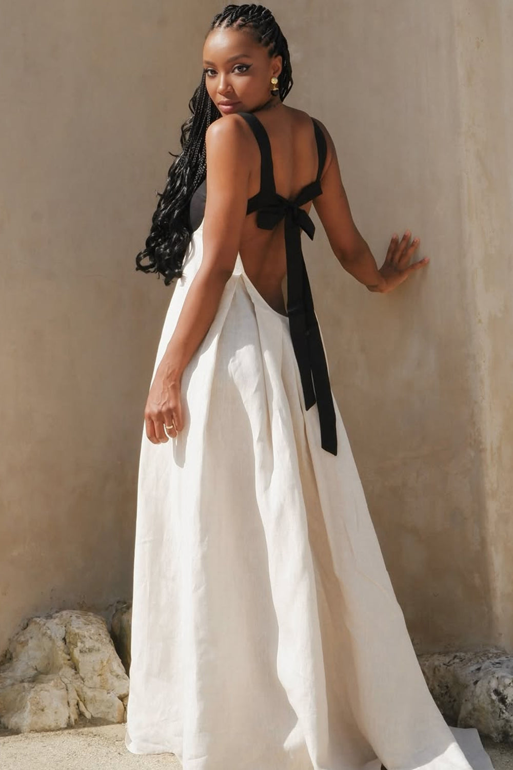 Medusa | Backless Tie-up Loose Maxi Dress