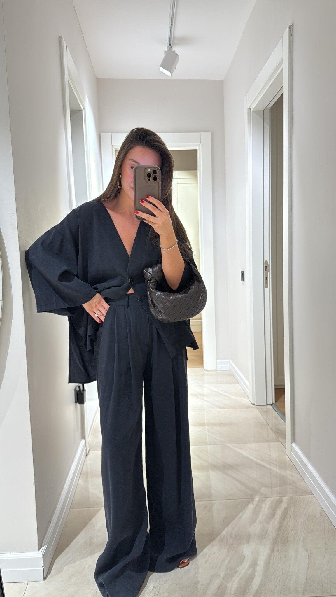 Elayne | Elegant V-Neck Top & Palazzo Pants