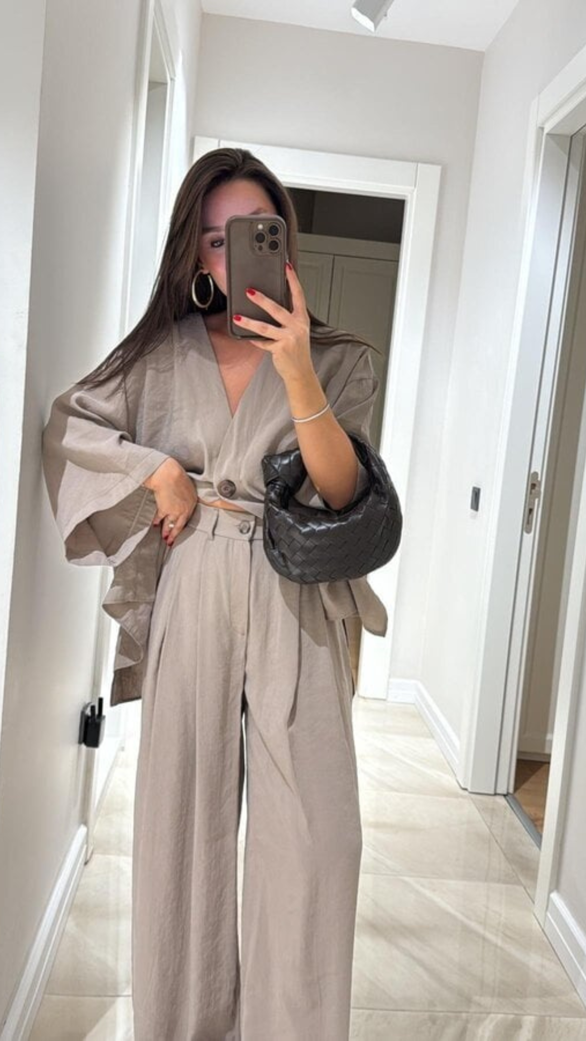 Elayne | Elegant V-Neck Top & Palazzo Pants